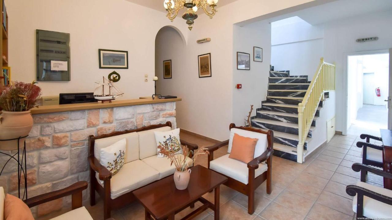דריוס Hotel Ivi מראה חיצוני תמונה